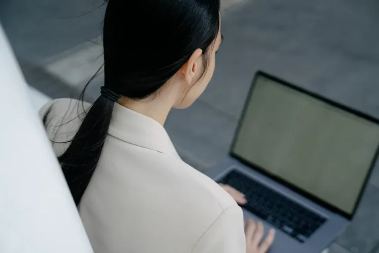 Fashionisk Explained: Features, Search Intent, and Safer Alternatives