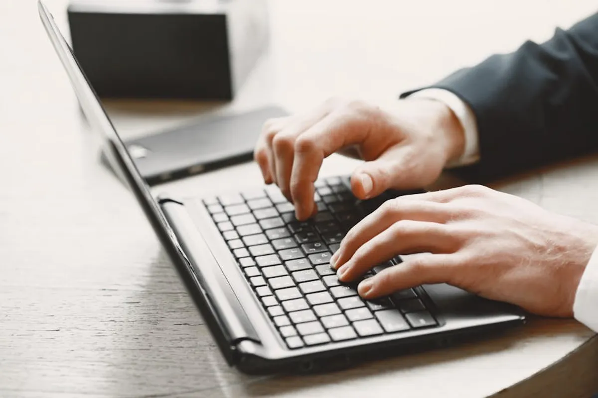 Fontsarena Explained: Features, Search Intent, and Safer Alternatives