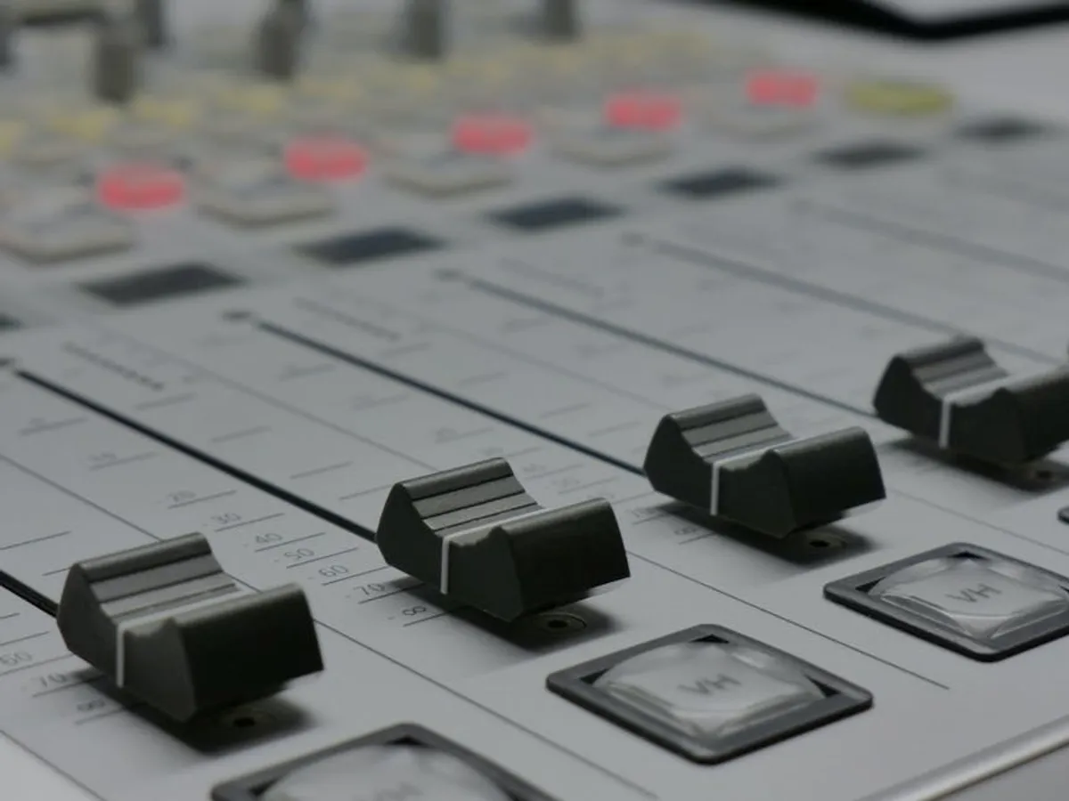 Interworldradio Explained: Features, Search Intent, and Safer Alternatives