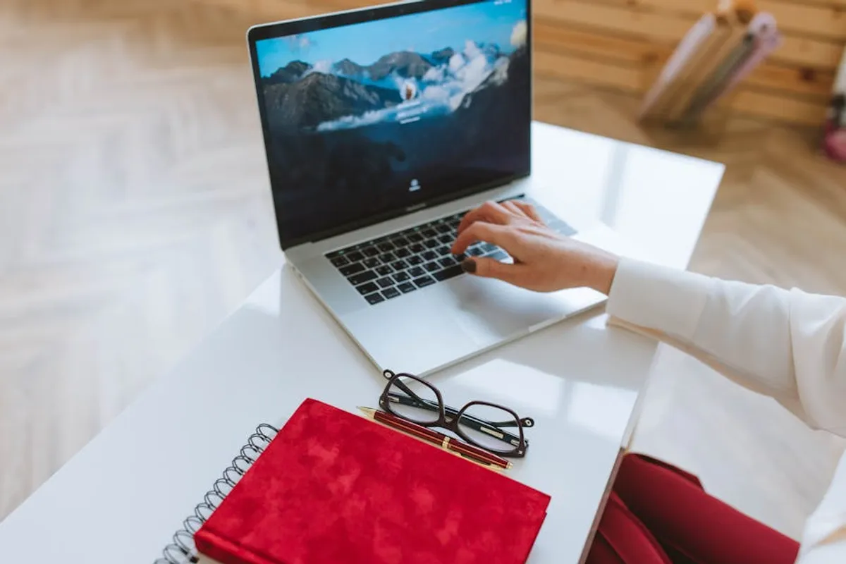 Sareecaptions Explained: Features, Search Intent, and Safer Alternatives